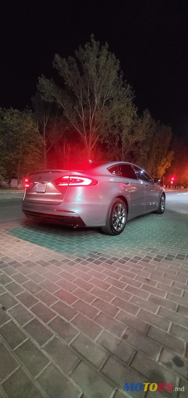 2020' Ford Fusion photo #2