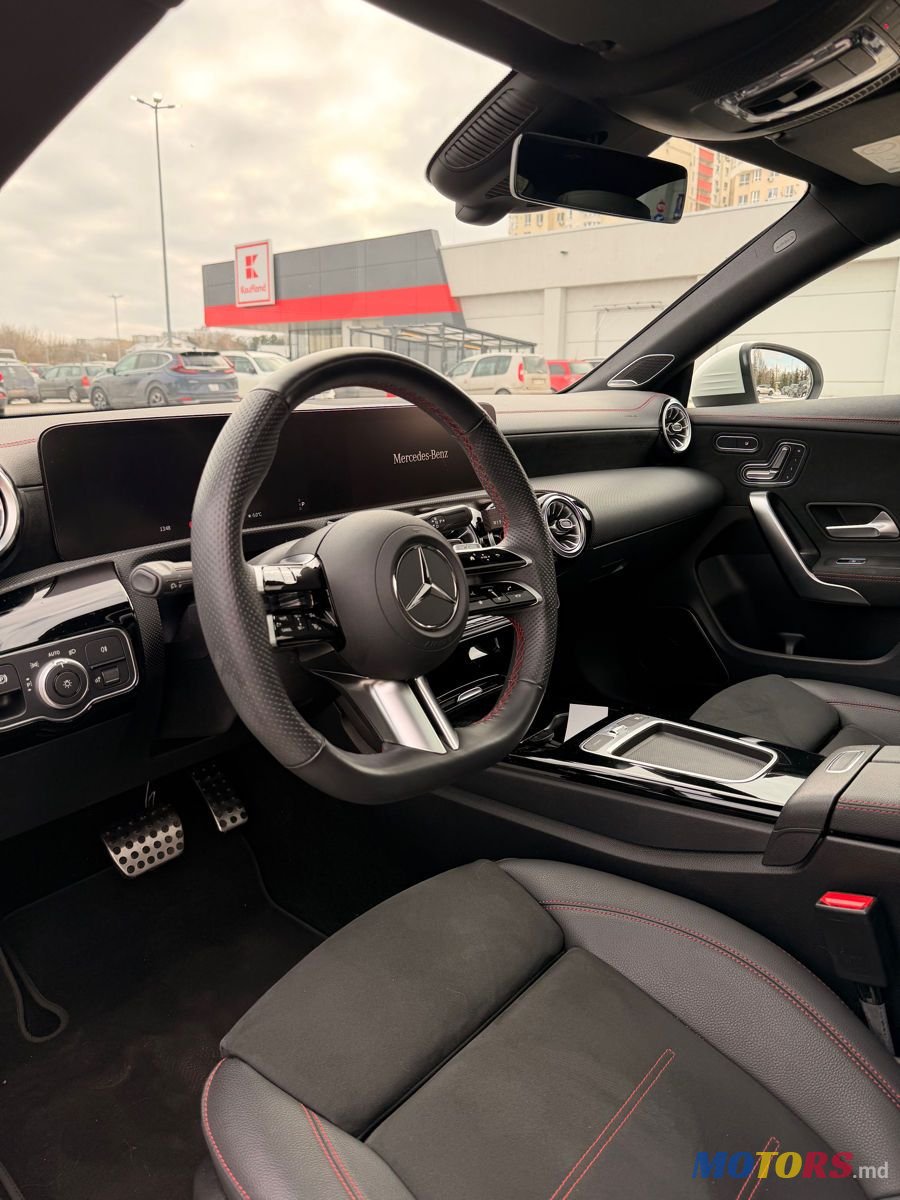 2024' Mercedes-Benz CLA photo #5