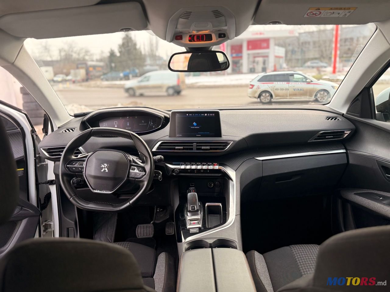 2020' Peugeot 3008 photo #4