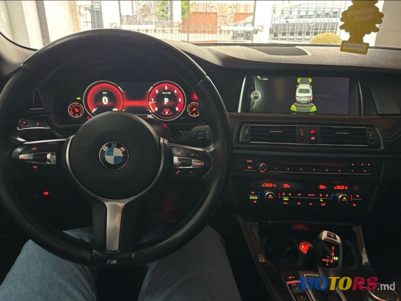 2014' BMW 5 Series photo #2