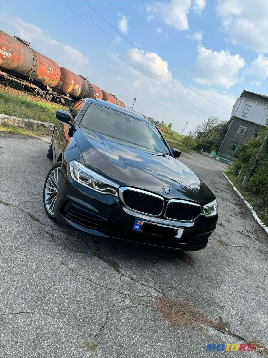 2017' BMW 5 Series photo #5