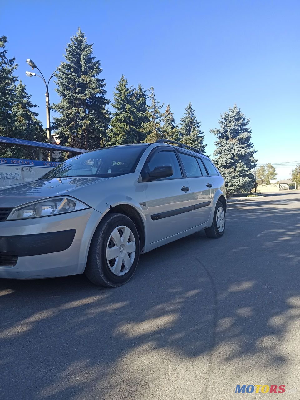 2004' Renault Megane photo #2