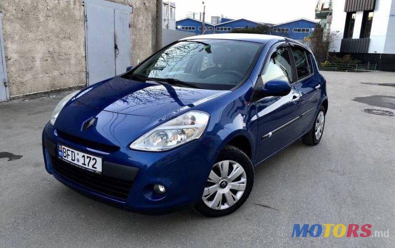 2010' Renault Clio photo #1