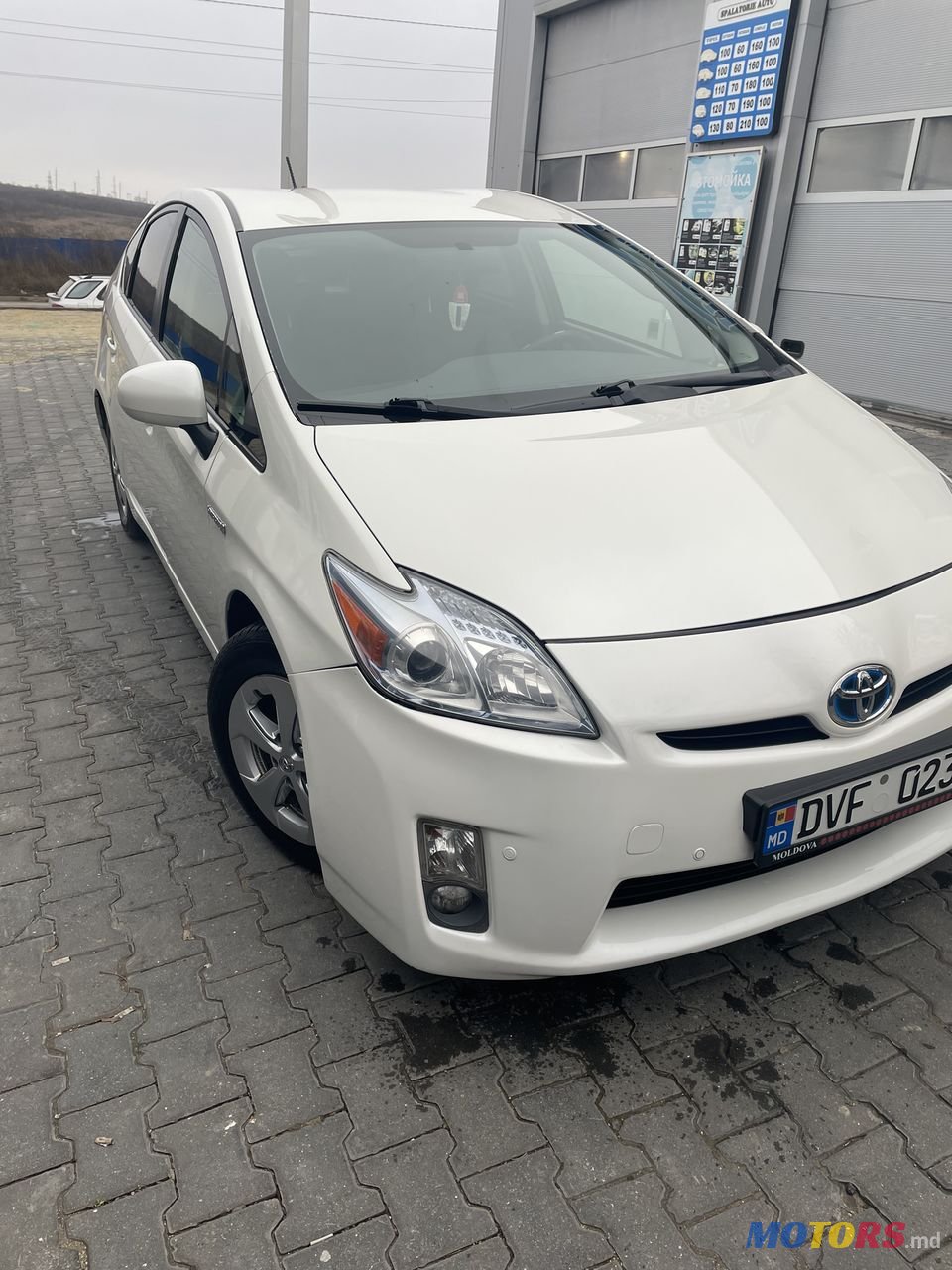 2010' Toyota Prius photo #3