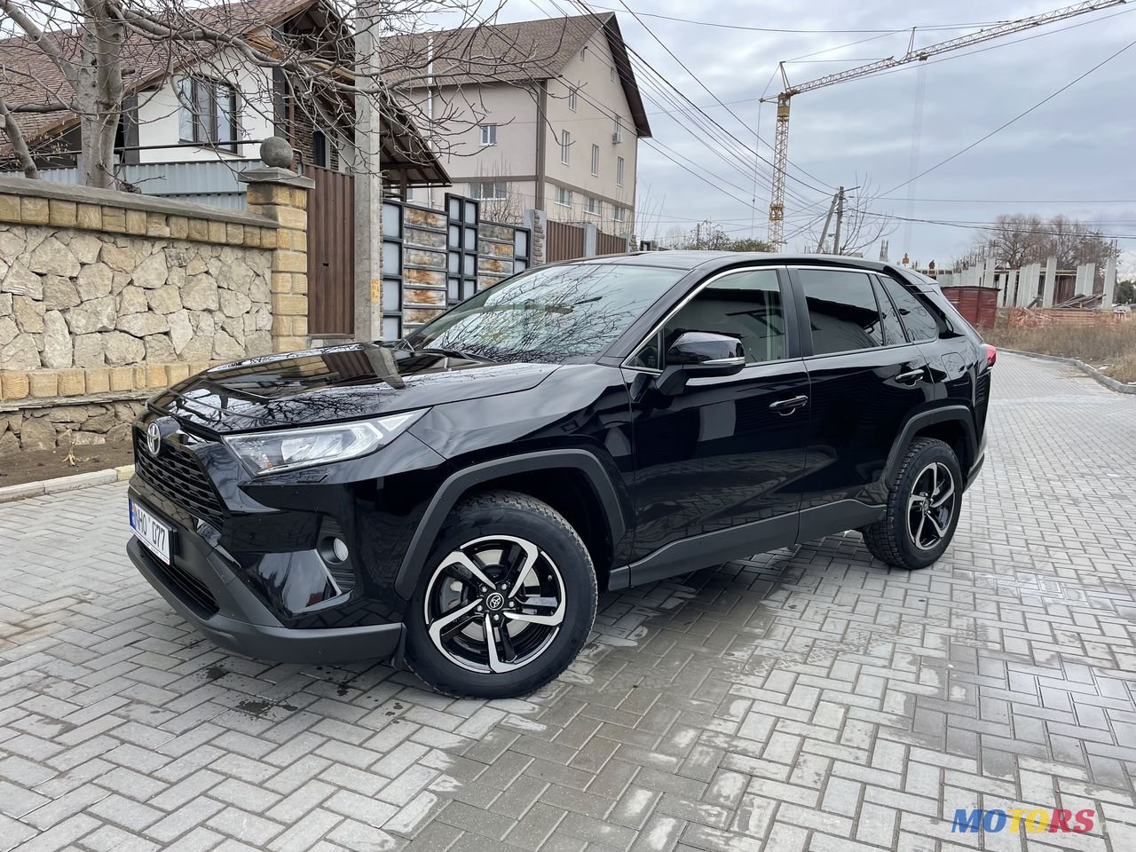 2020' Toyota RAV4 photo #2