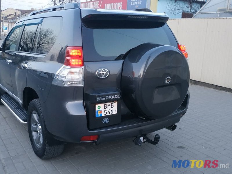 2010' Toyota Land Cruiser Prado photo #2