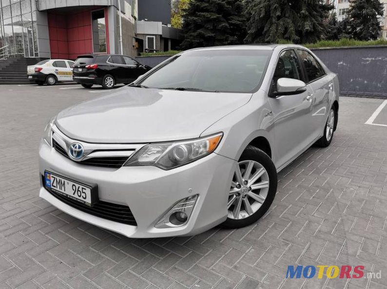 2012' Toyota Camry photo #3