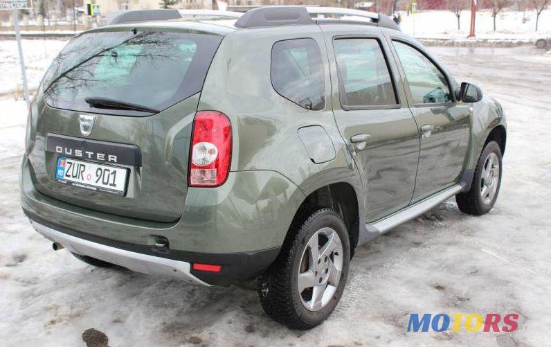 2013' Dacia Duster photo #2