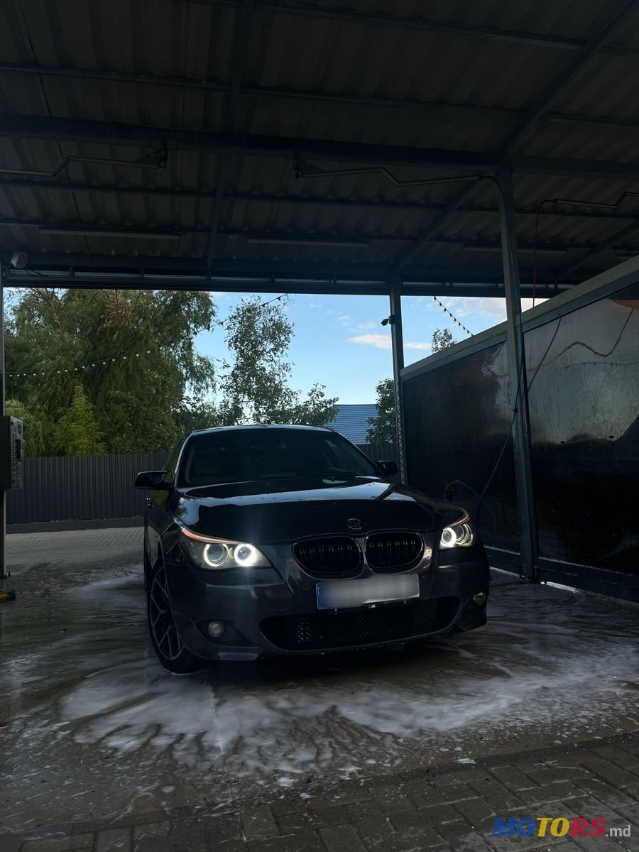 2005' BMW 5 Series photo #2