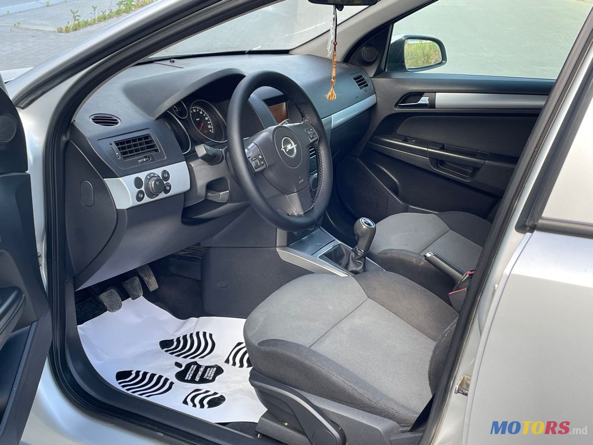 2007' Opel Astra photo #5