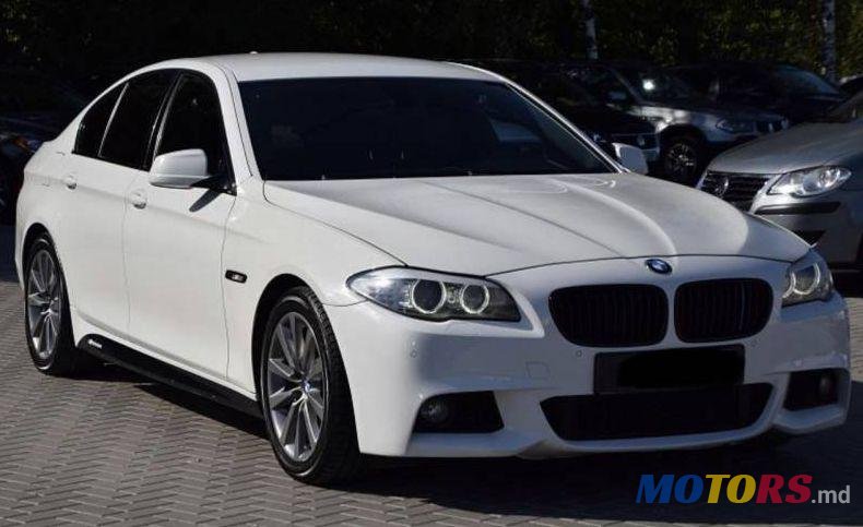 2012' BMW 5 photo #2