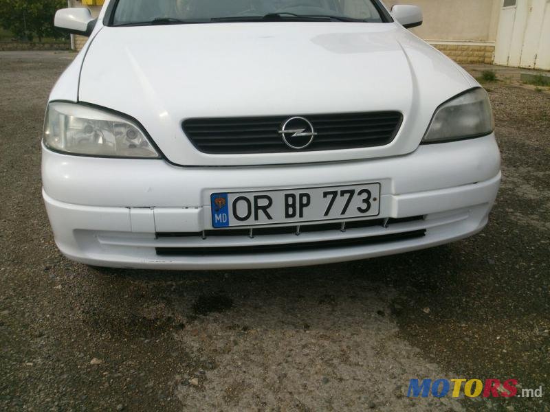 2006' Opel Astra photo #2