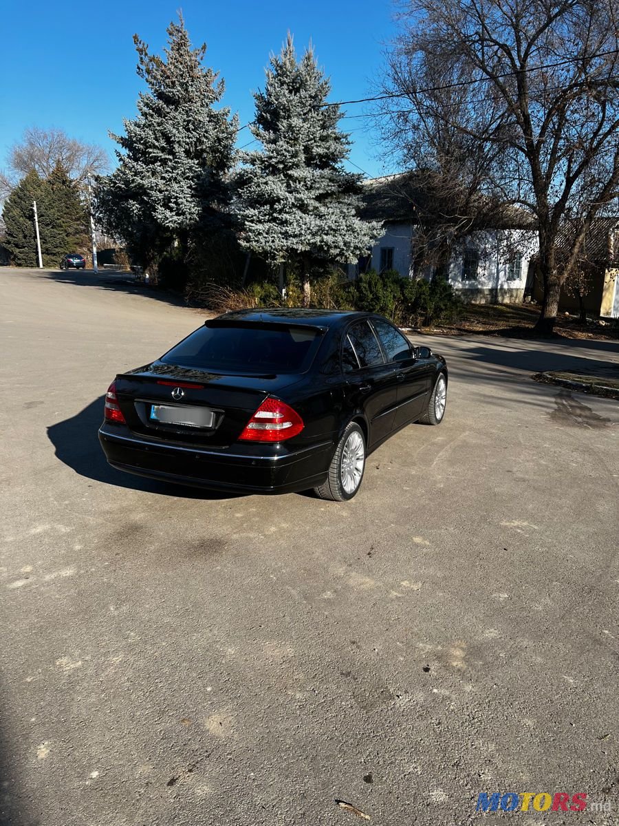 2006' Mercedes-Benz E-Class photo #5
