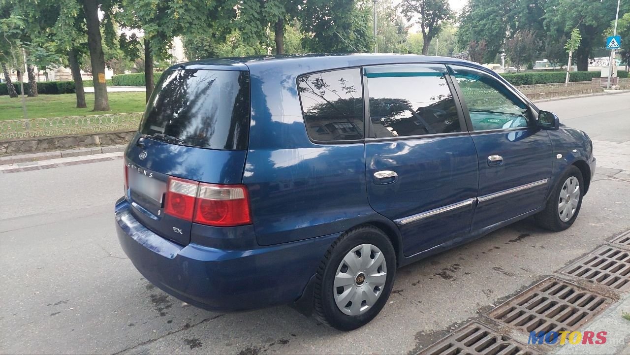2005' Kia Carens photo #4