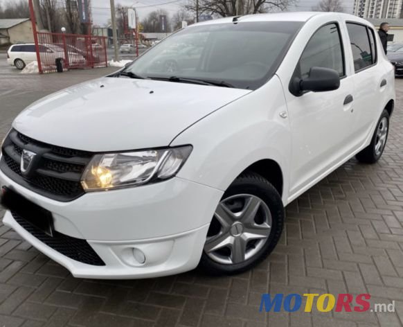 2013' Dacia Sandero photo #2