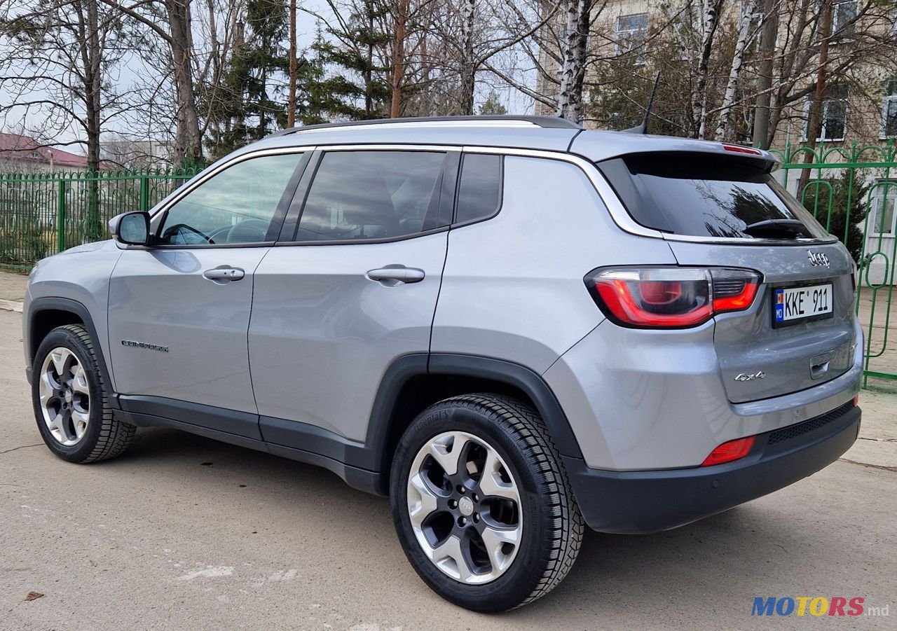 2018' Jeep Compass photo #4