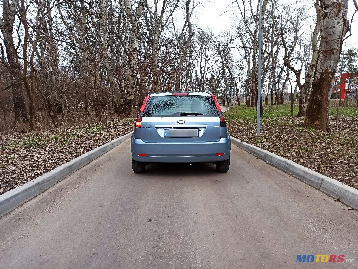 2005' Ford Fiesta photo #5