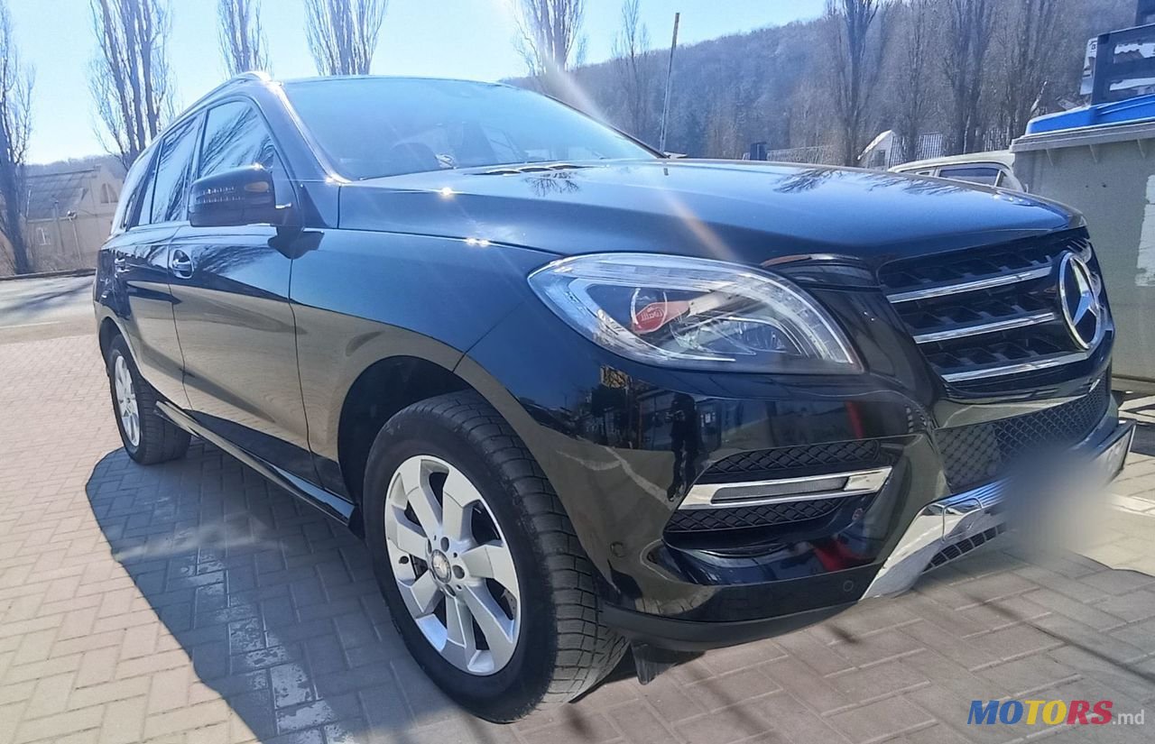 2014' Mercedes-Benz M Класс photo #1