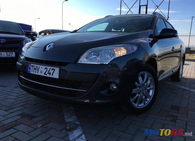 2010' Renault Megane photo #2