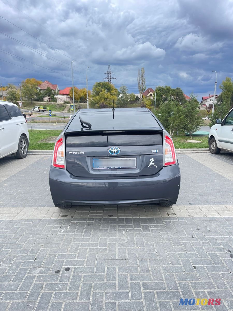 2014' Toyota Prius photo #4