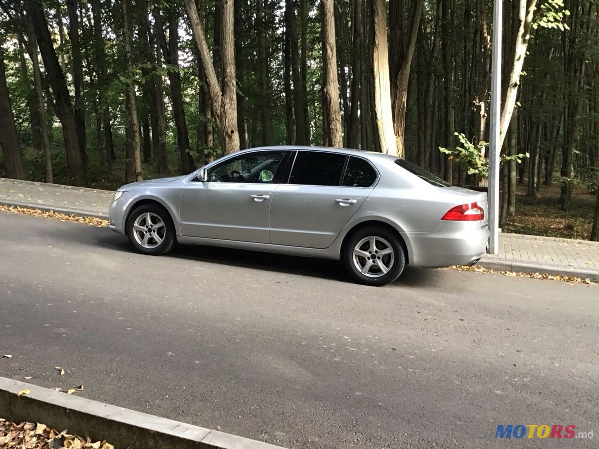 2010' Skoda Superb photo #2