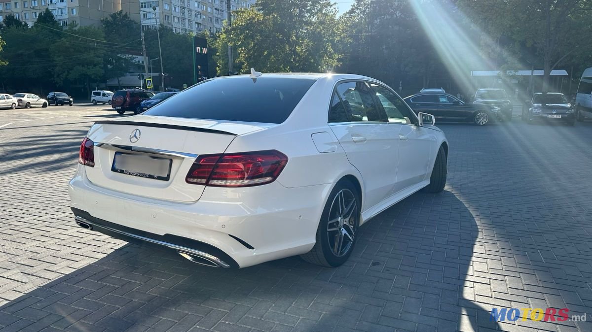 2014' Mercedes-Benz E-Class photo #2