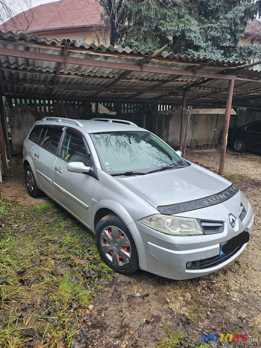 2008' Renault Megane photo #1