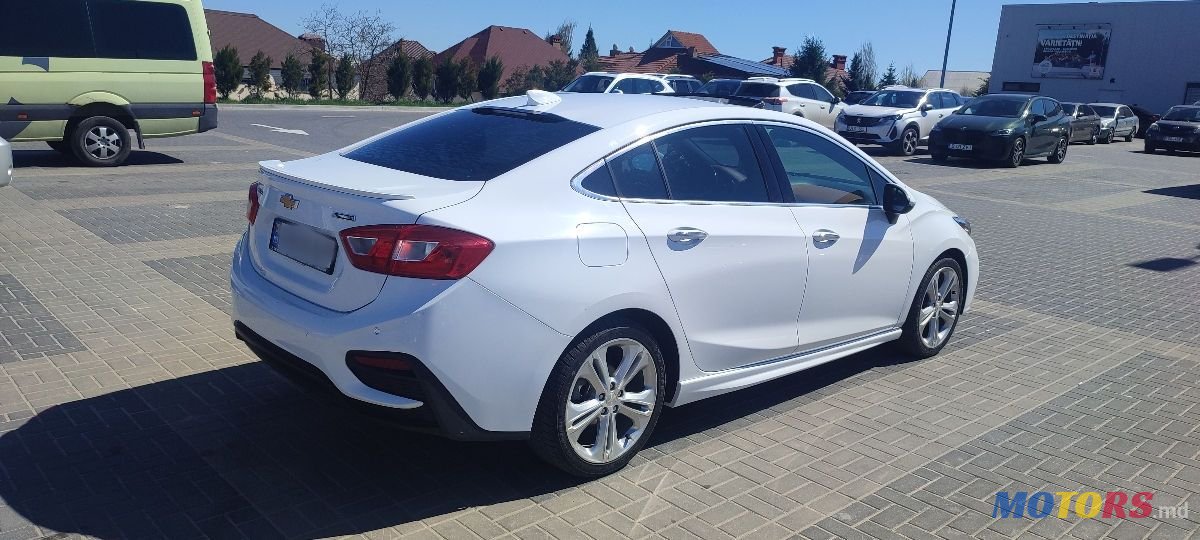 2016' Chevrolet Cruze photo #2