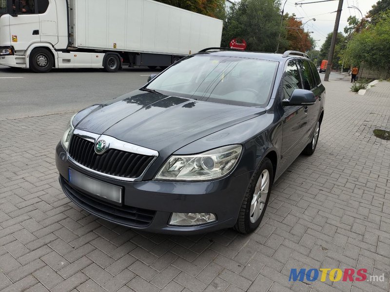 2012' Skoda Octavia photo #1