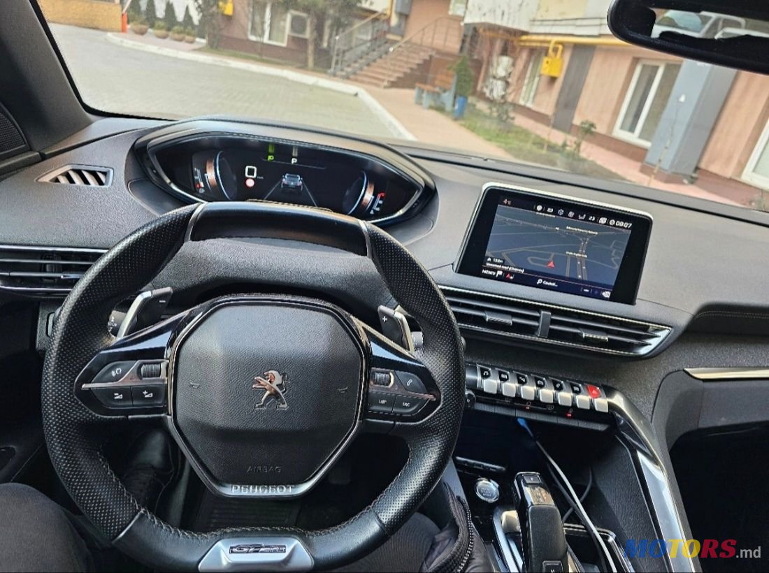 2020' Peugeot 3008 photo #4