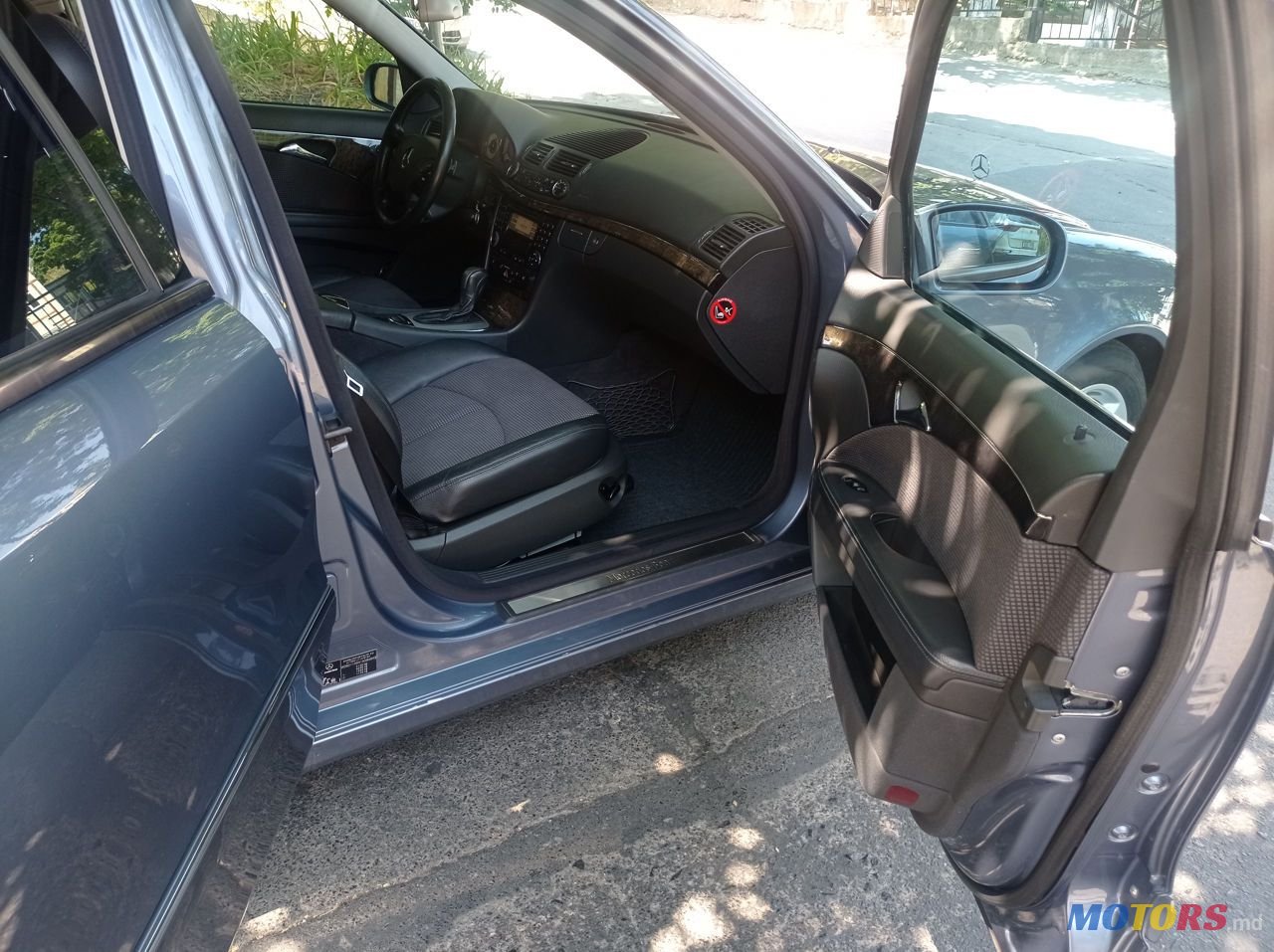 2004' Mercedes-Benz E Класс photo #6