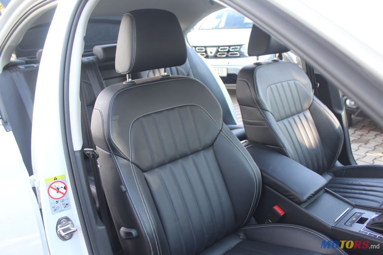 2021' Skoda Superb photo #3