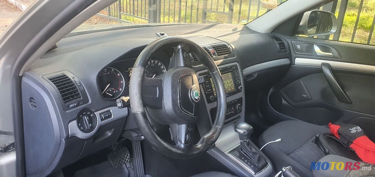 2010' Skoda Octavia photo #3