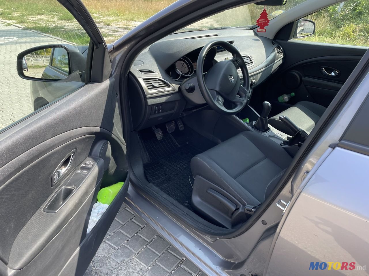 2013' Renault Megane photo #6