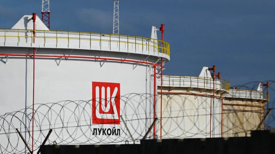 Болгария объявила две структуры "Лукойла" объектами нацбезопасности