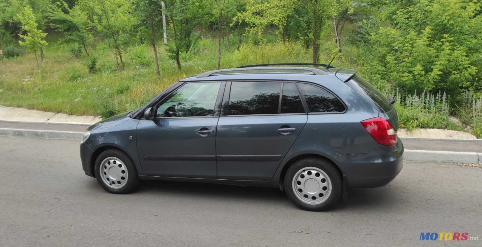 2008' Skoda Fabia photo #2