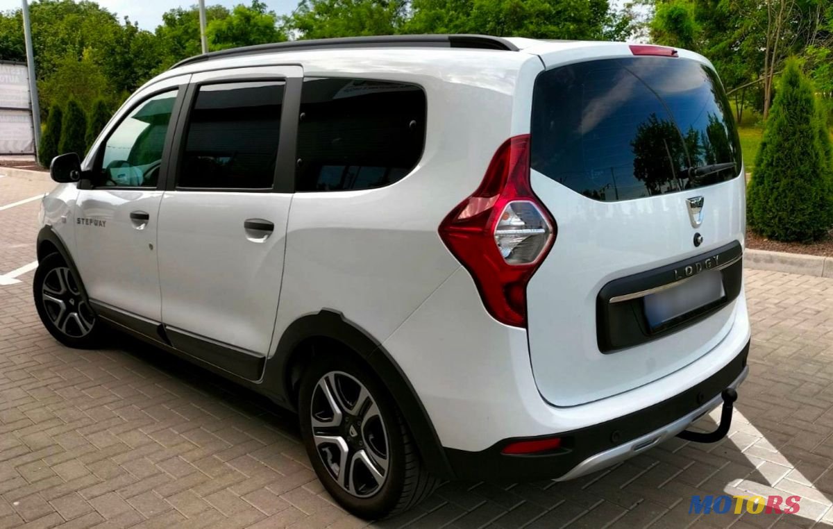 2017' Dacia Lodgy photo #4
