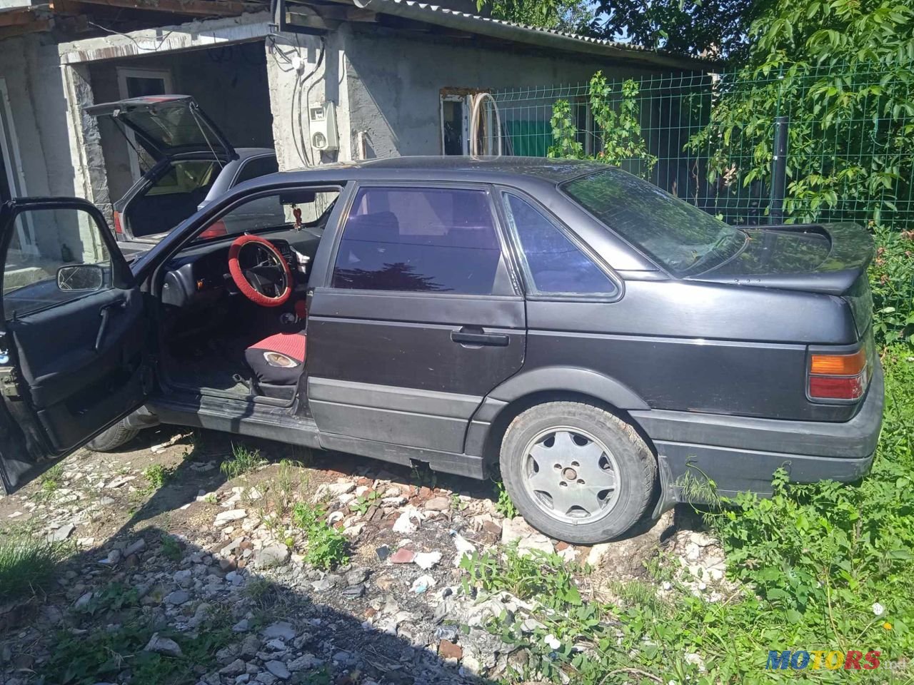 1991' Volkswagen Passat photo #2