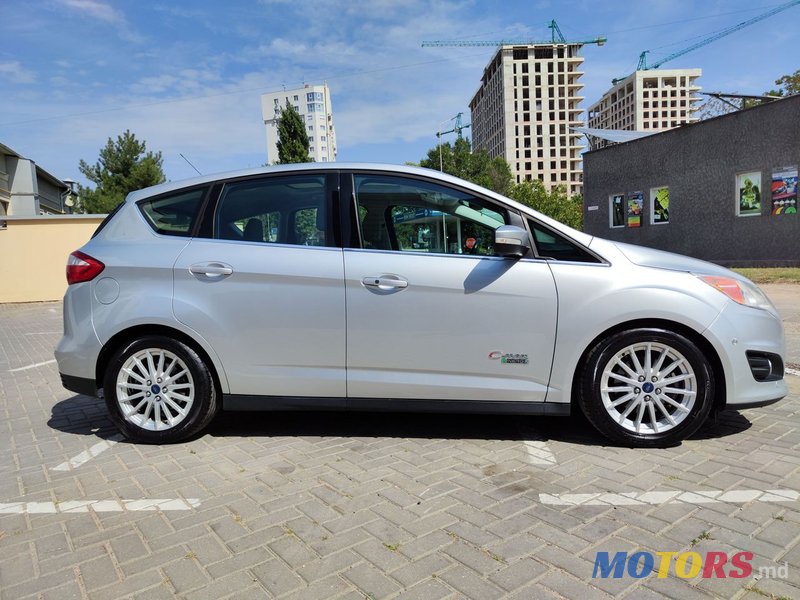 2012' Ford C-MAX photo #2