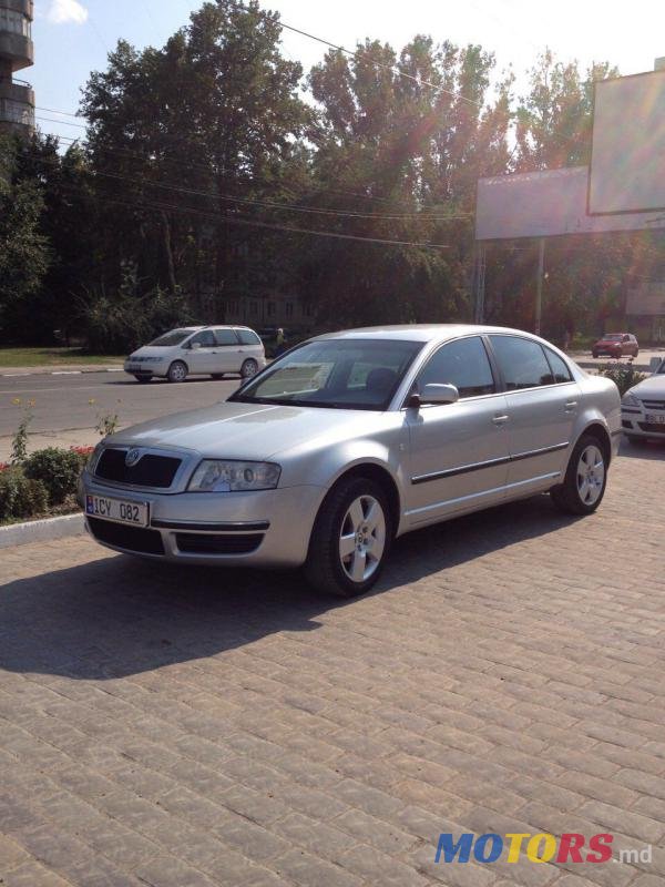 2004' Skoda Superb photo #6