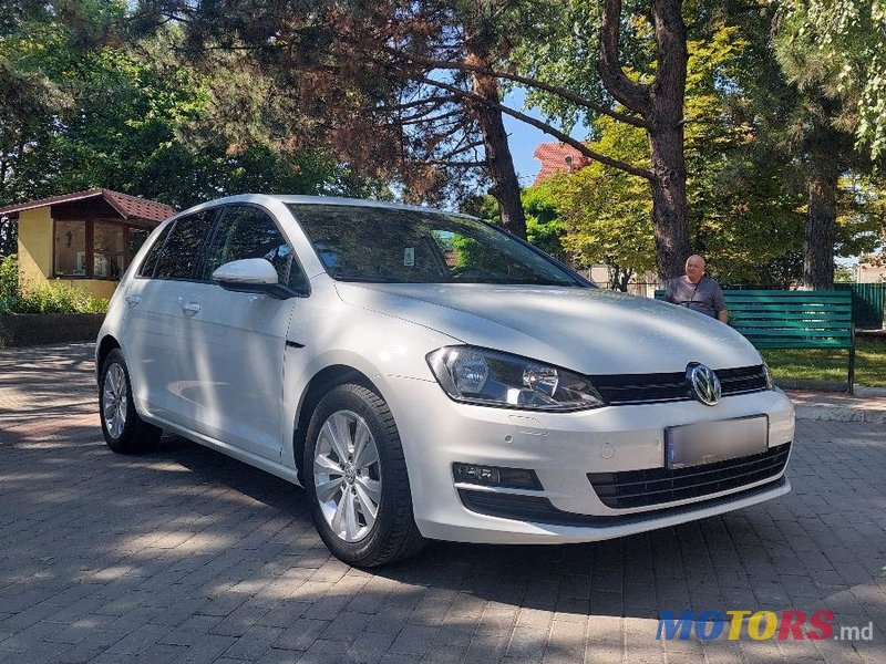 2016' Volkswagen Golf photo #1