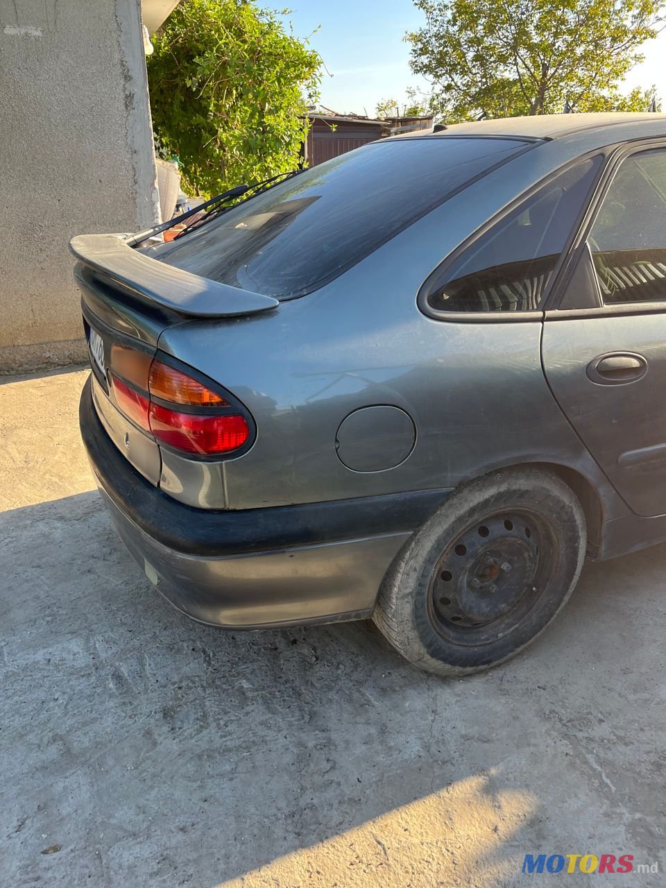 2001' Renault Laguna photo #4