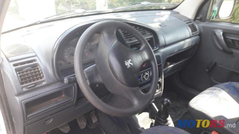 2001' Peugeot Partner photo #3