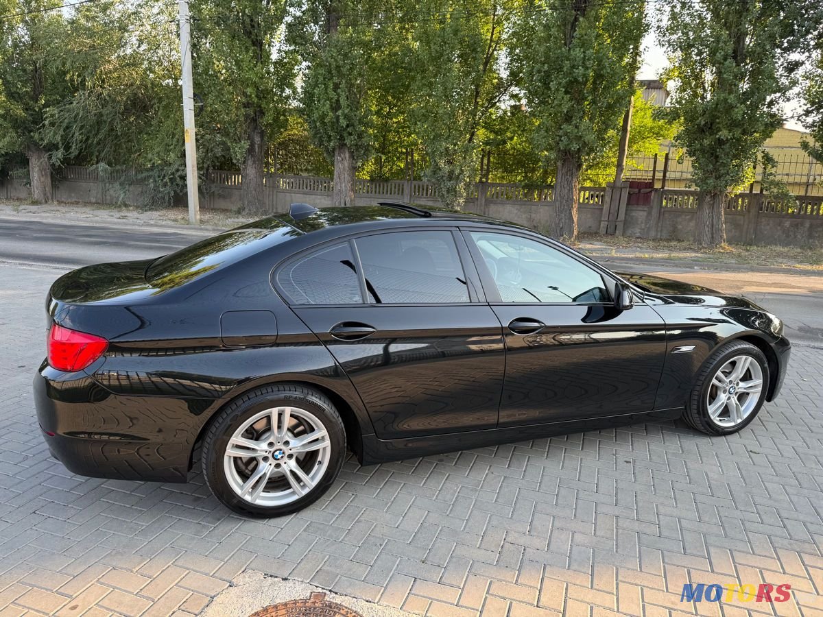 2014' BMW 5 Series photo #6