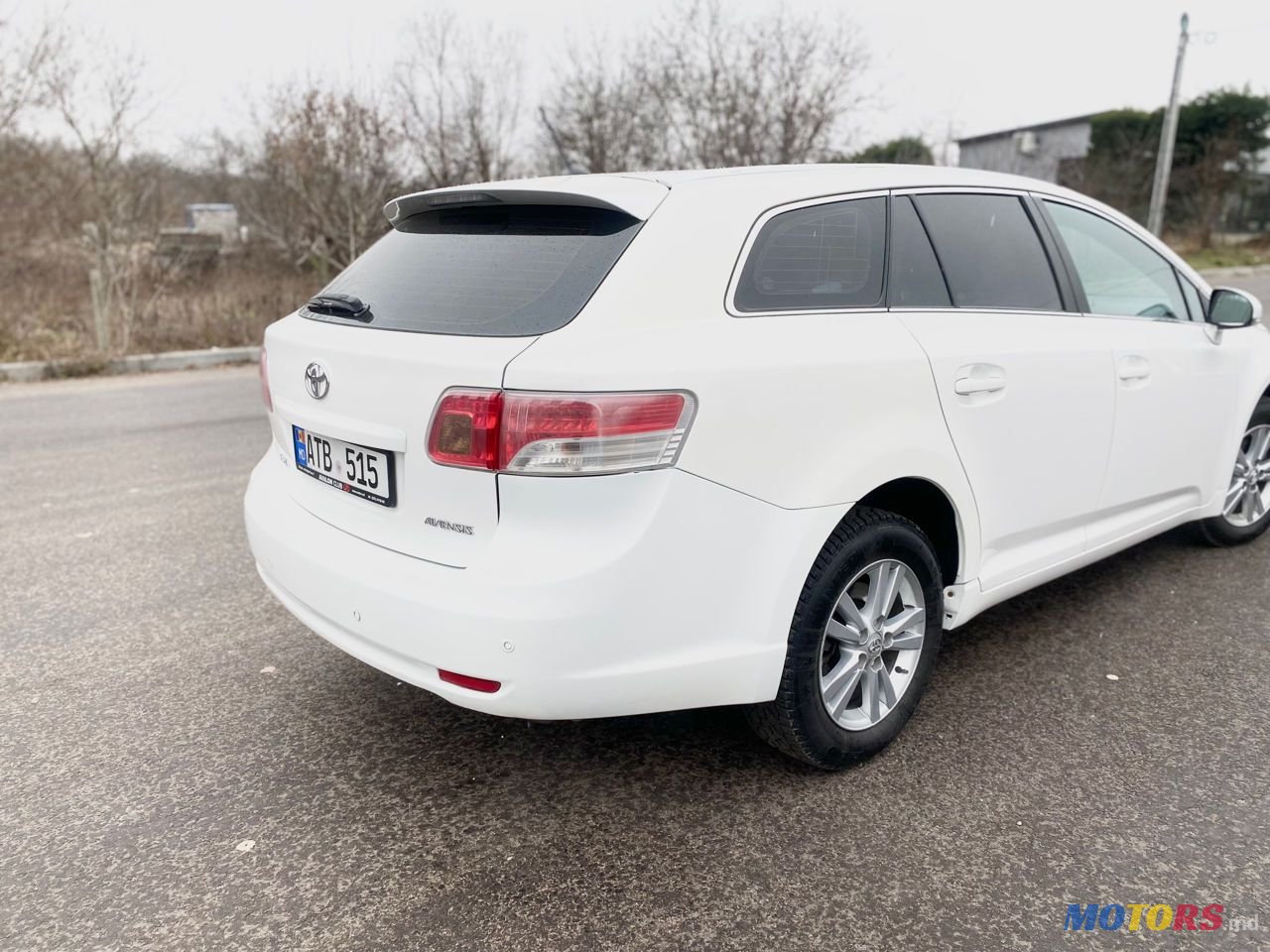 2010' Toyota Avensis photo #4