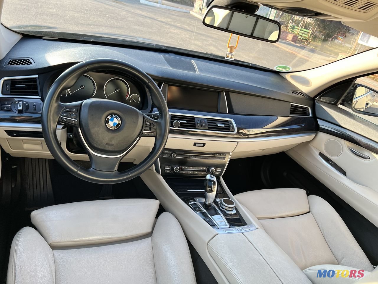 2010' BMW 5 Gt photo #3