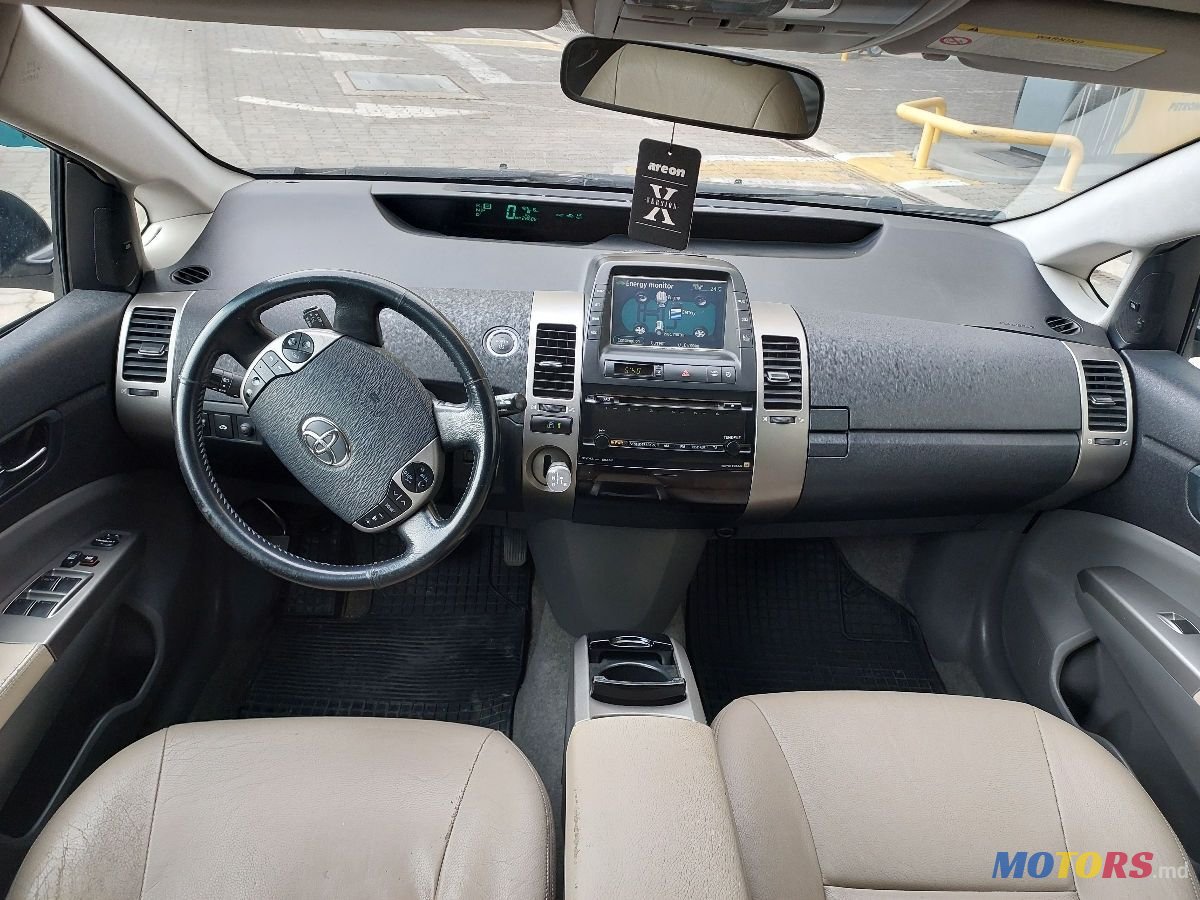 2006' Toyota Prius photo #6