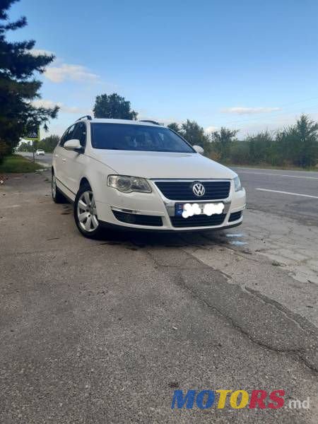 2007' Volkswagen Passat photo #3