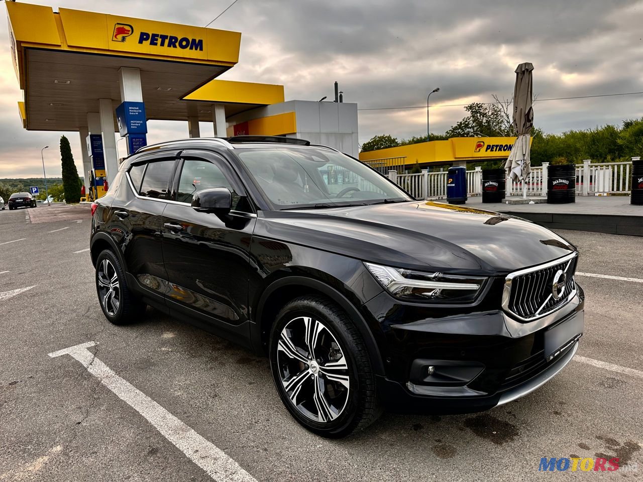 2021' Volvo XC40 photo #3