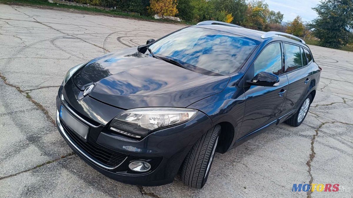 2013' Renault Megane photo #2